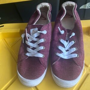 WOMENS BAYSHORE III SLIP ON SNEAKER